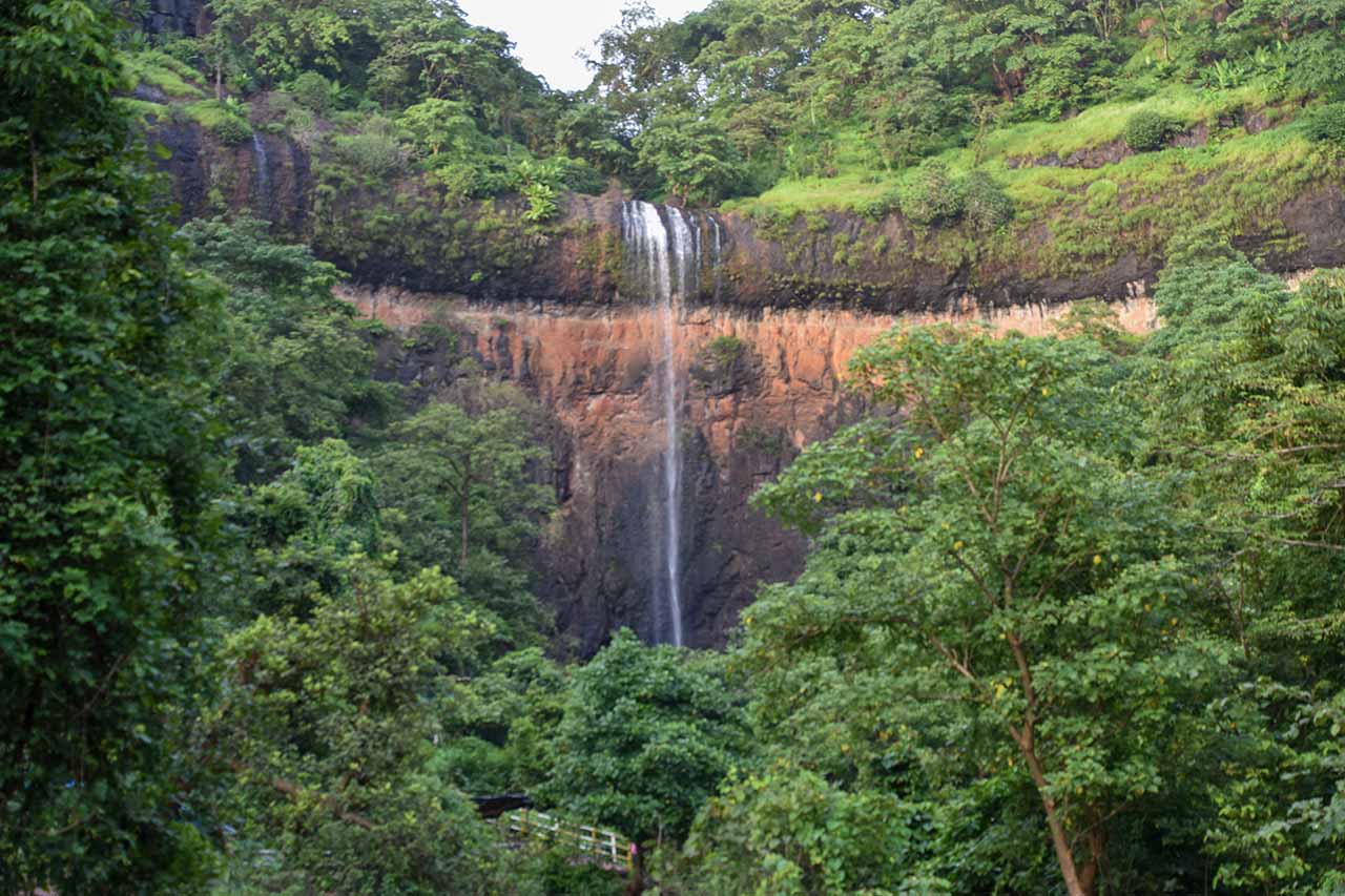 Savatsada Waterfall