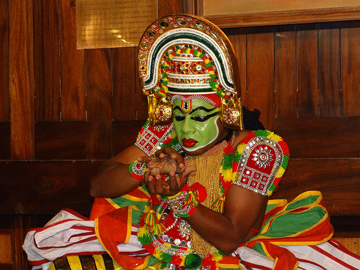 Ottamthullal Dance Performance