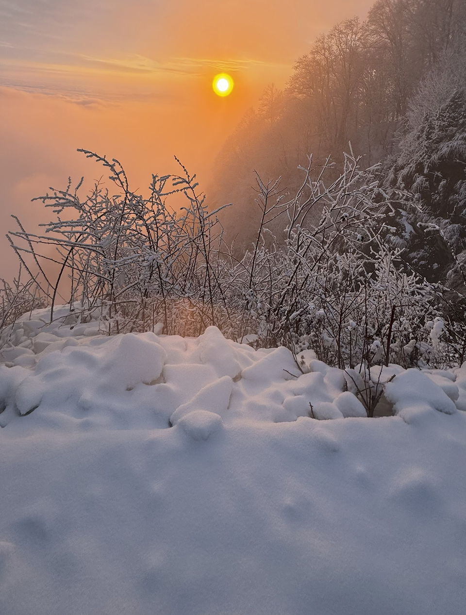 Sunset at Yatmish Gozal Peak
