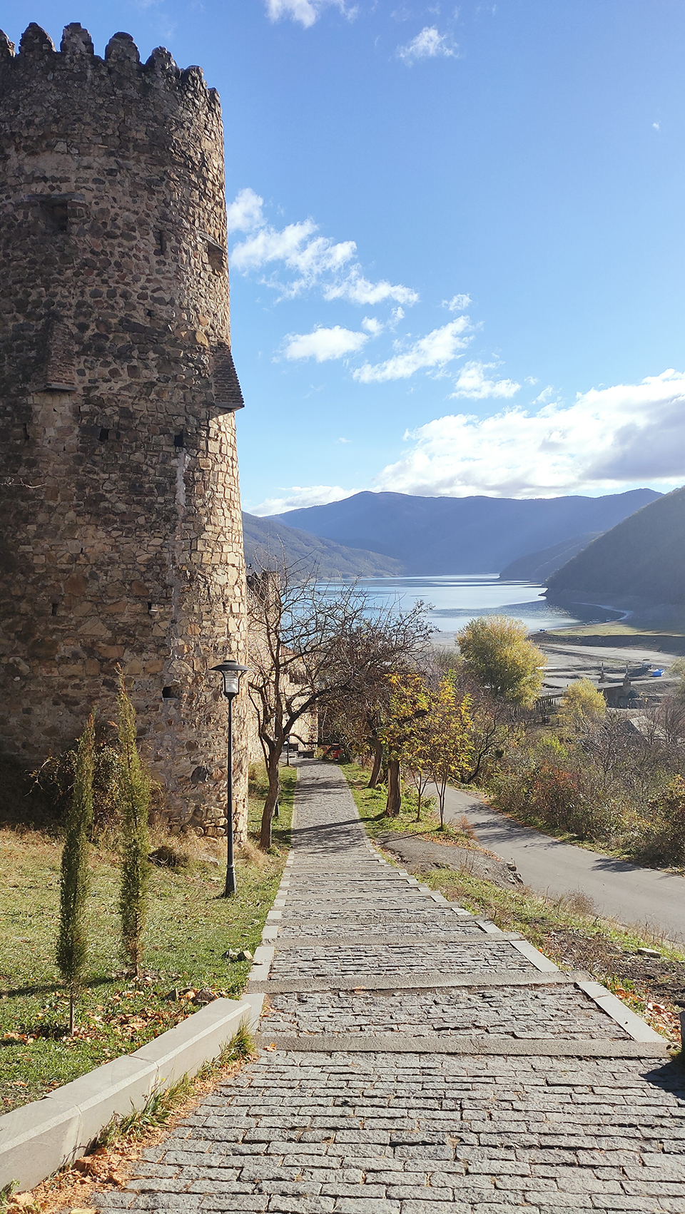 Ananuri Fortress