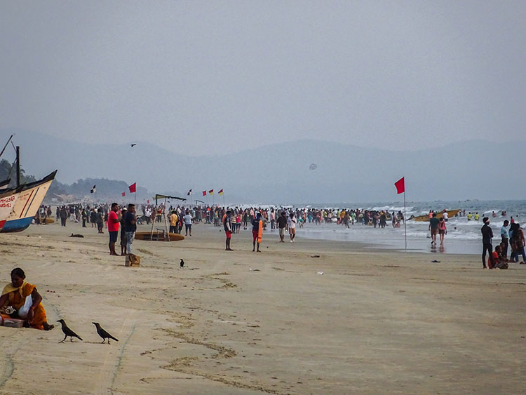 Crowd at Colva Beach