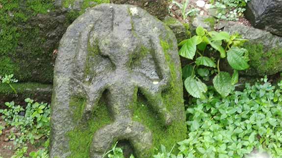 Sculpture on stone
