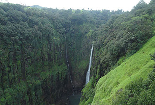 Tosheghar Waterfall- right side