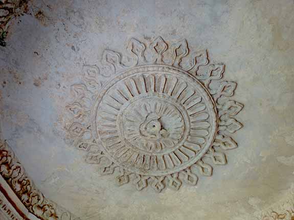 Wall design inside Sajja Koti