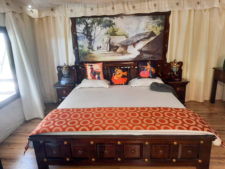 Premium Tent Bed