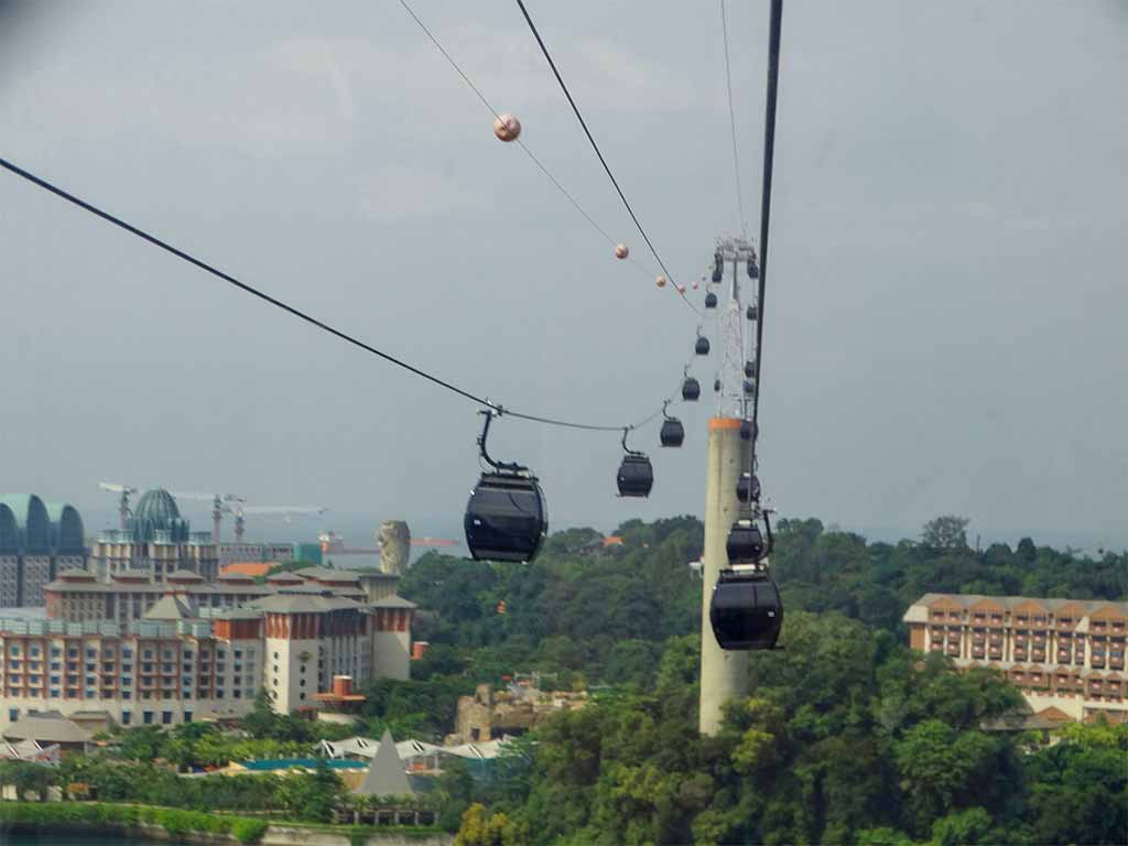 Cable Car ride from Mount Faber