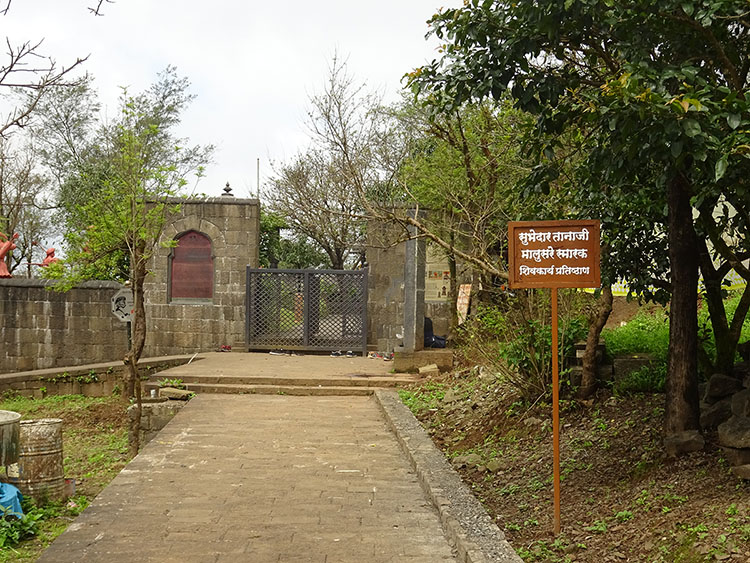 Samadhi of Tanhaji Malusare