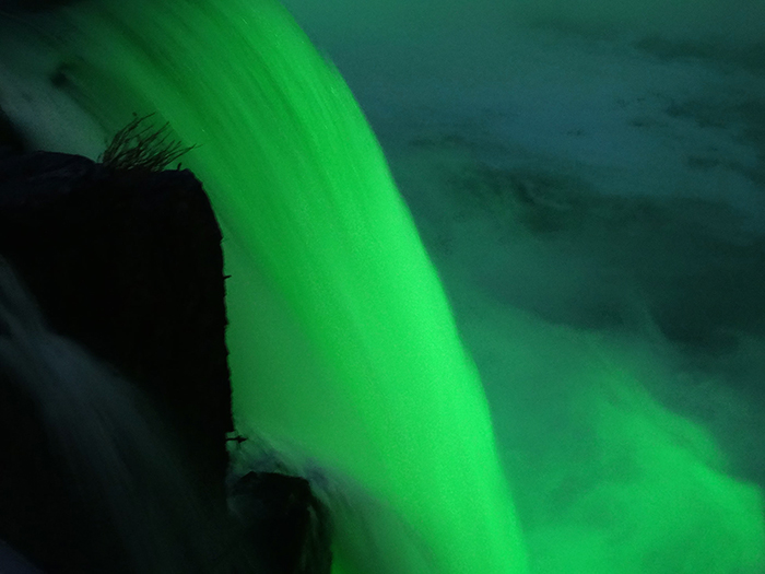 Niagara Falls at night