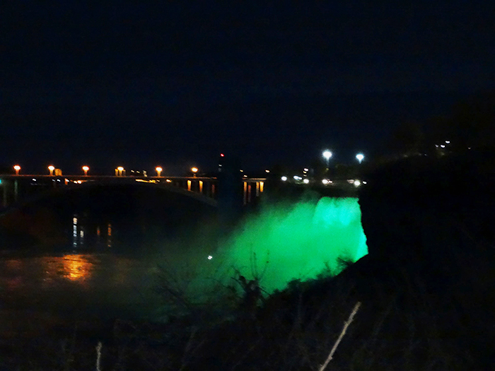 Niagara Falls at night